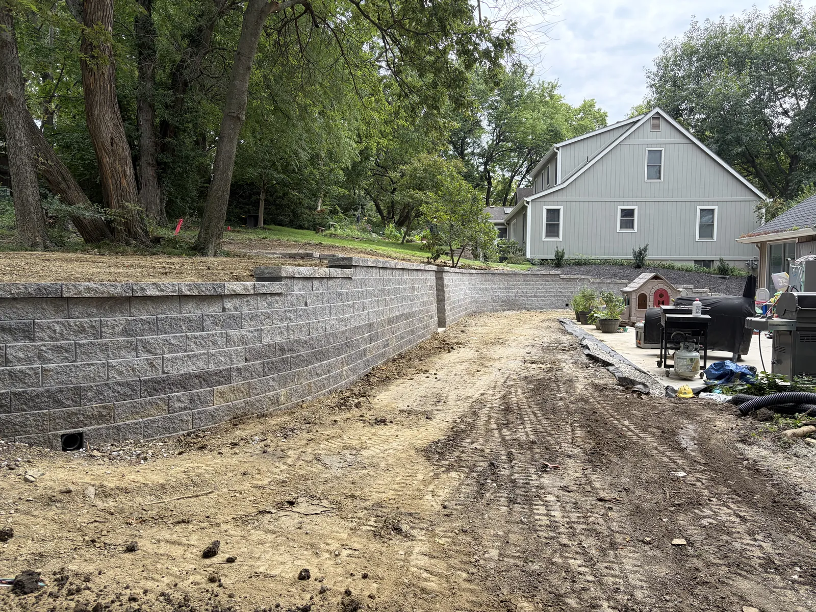 Curved block wall along the property line